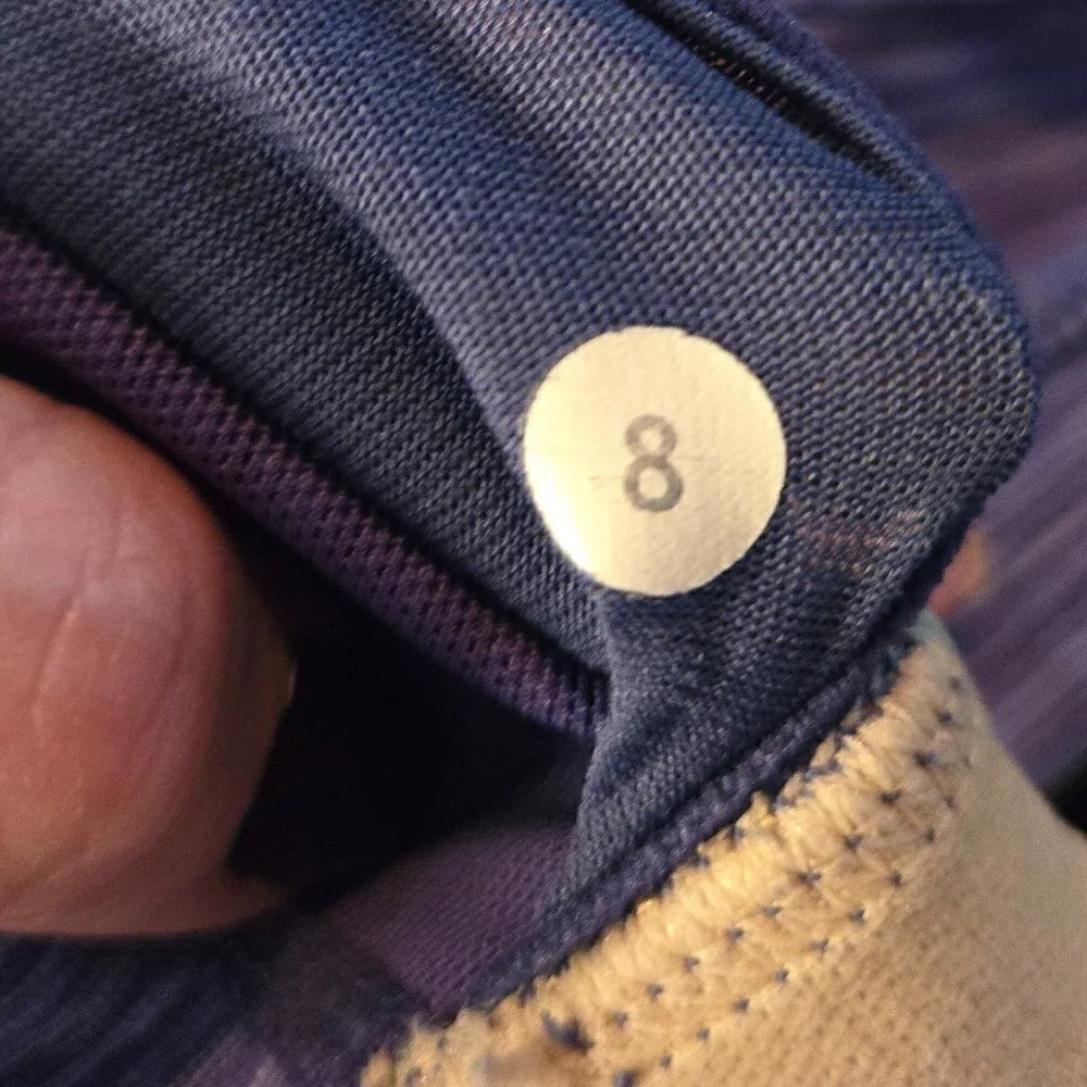 Lululemon Flow Y Bra - 8